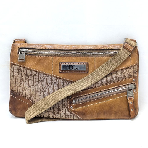 Borsa tracolla christian - a,