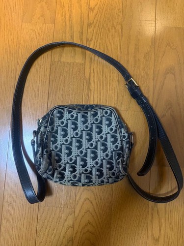 Borsa tracolla christian - a,