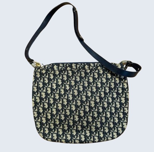 Borsa tracolla christian - a,